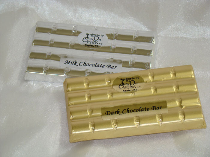 Milk or Dark Solid Chocolate Bar
