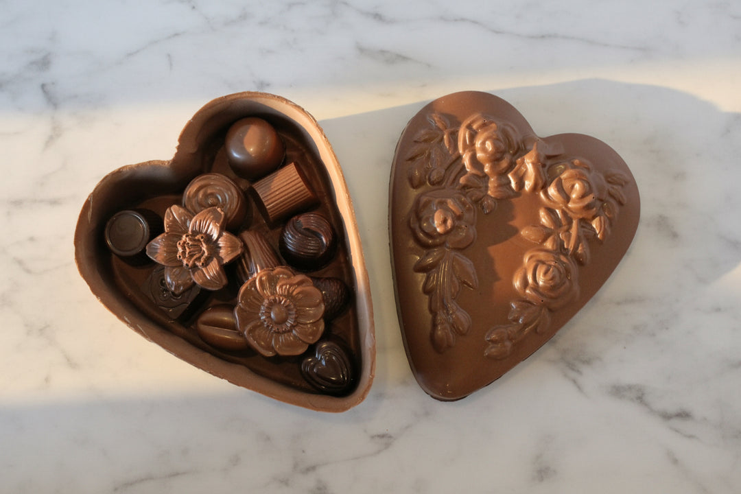 Foiled Chocolate Heart Box 400g