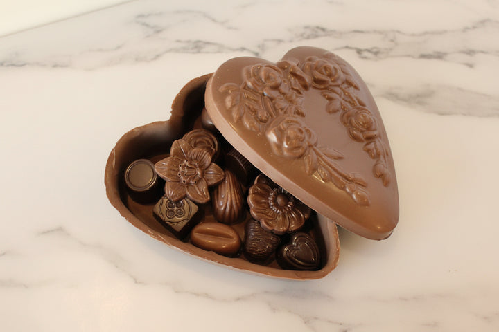 Foiled Chocolate Heart Box 400g