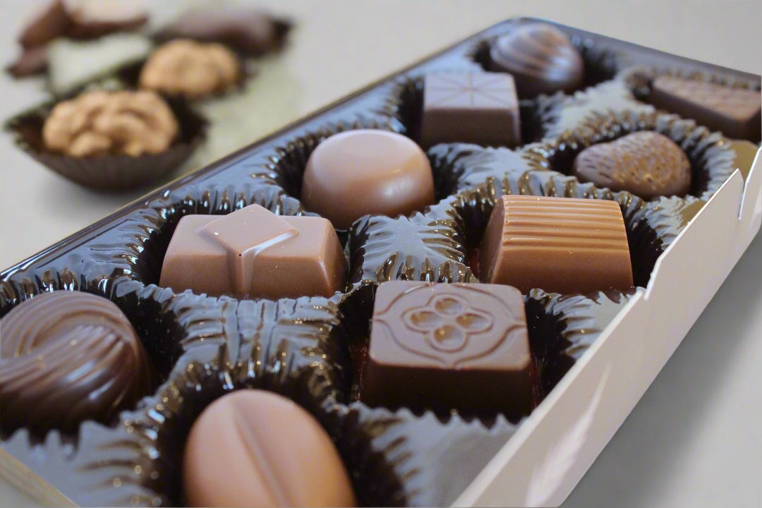 Silky Oak Box of Assorted Chocolates 125g