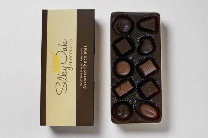 Silky Oak Box of Assorted Chocolates 125g