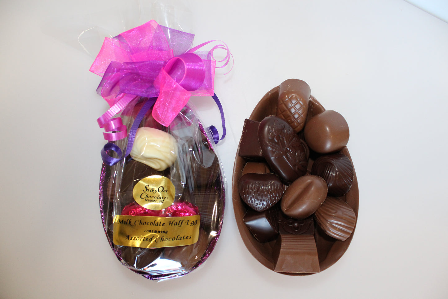 
                  
                    1/2 Foiled Egg and Assorted Chocolates 450g
                  
                